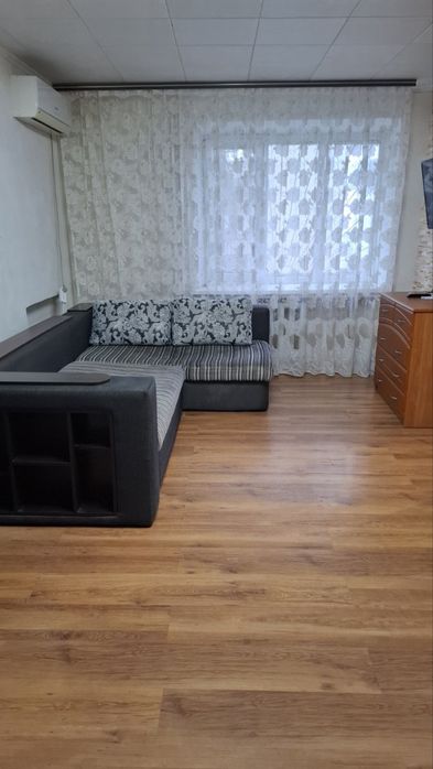 Продам 1-комнатную квартиру переделанную в 2-комнатную