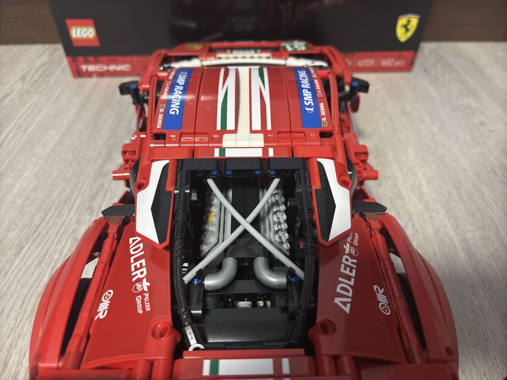 Lego Technic Ferrari 488GTE [42125]