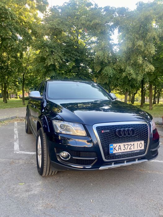 Автомобіль Audi Q5 Sportback 3.0 TDI S Line