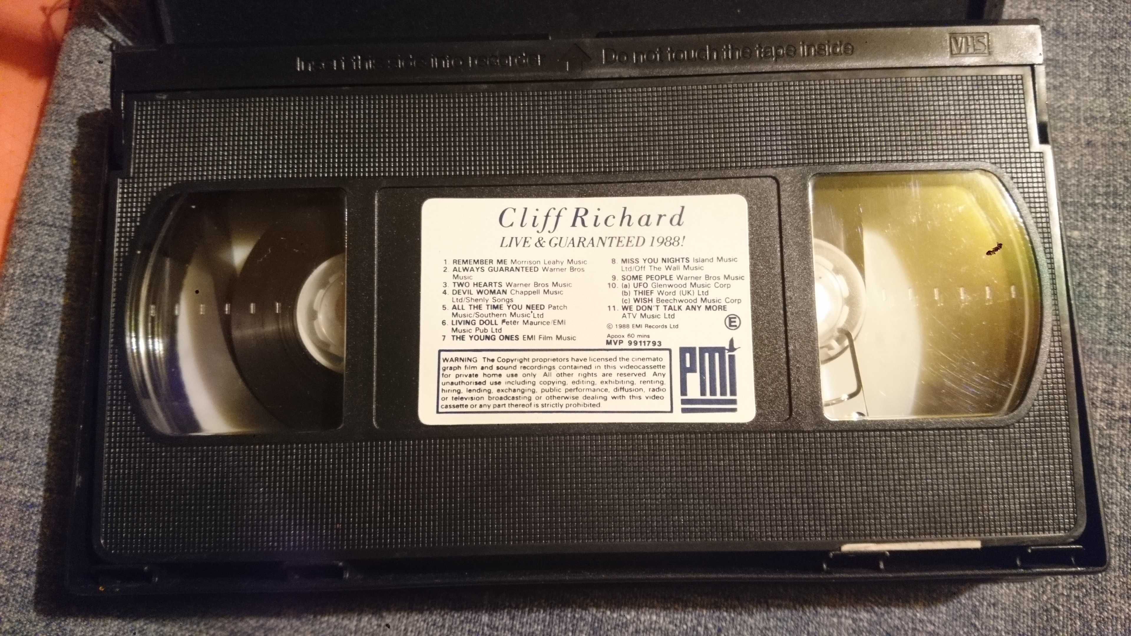Cliff Richard -Live and guaranteed 1988 VHS