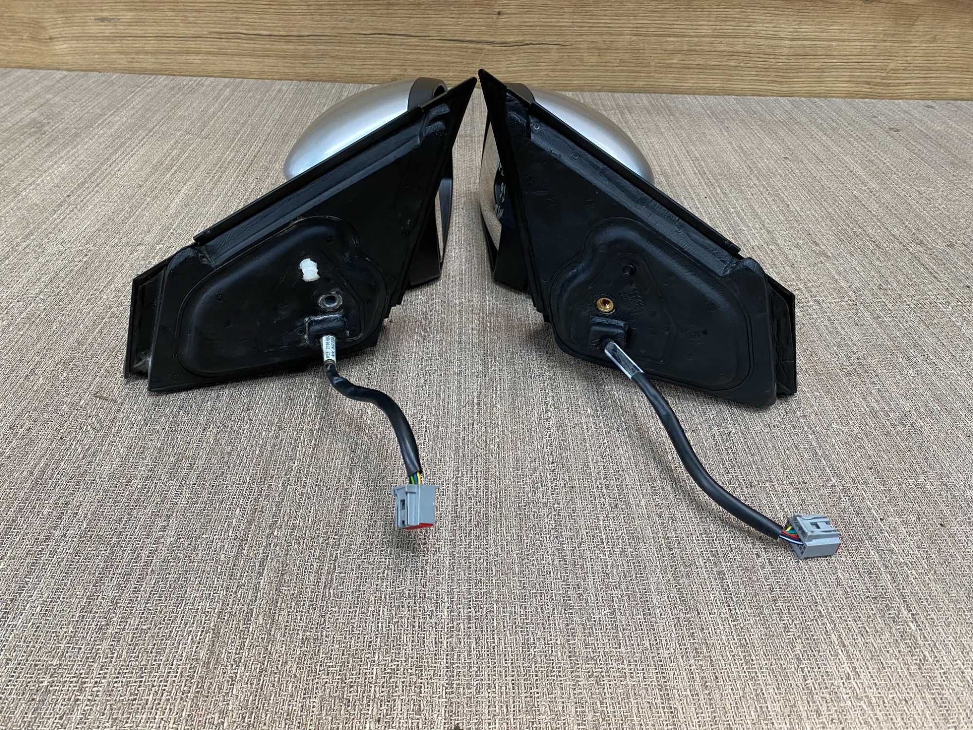 Lusterko boczne lewe, prawe Ford mondeo mk4 kolor 66 8pin