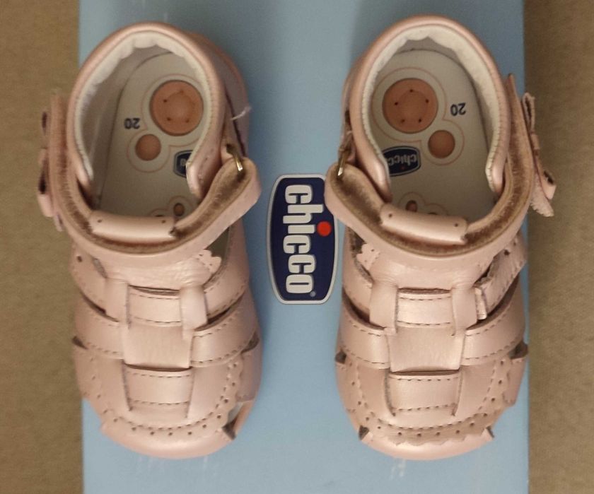 Sapatos Chicco novos (Tamanho 20)