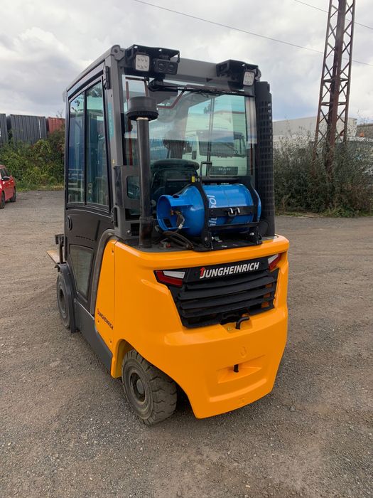 Jungheinrich TFG320s