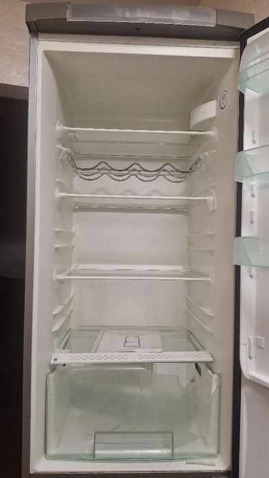 Холодильник Electrolux