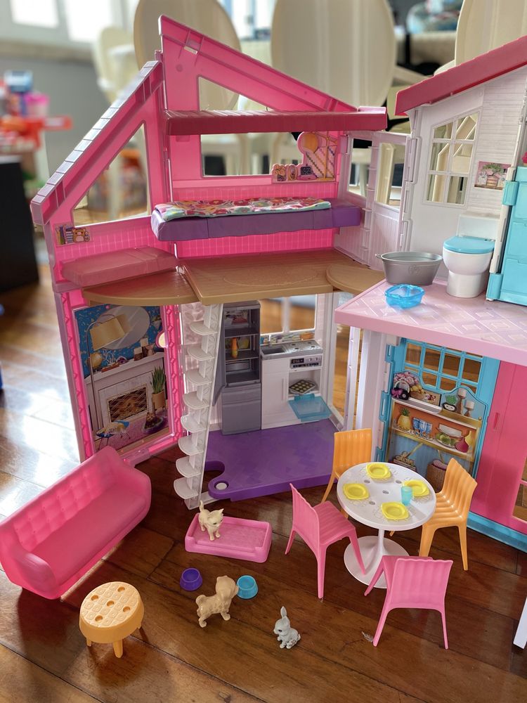 Casa da Barbie - casa Malibu + animais