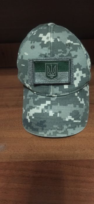 Кепка, бейсболка пиксель