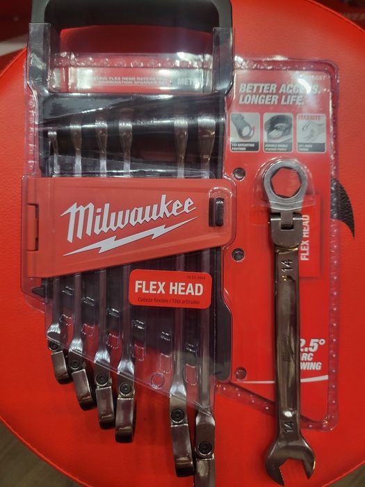 Zestaw kluczy płasko oczkowych z grzechotką