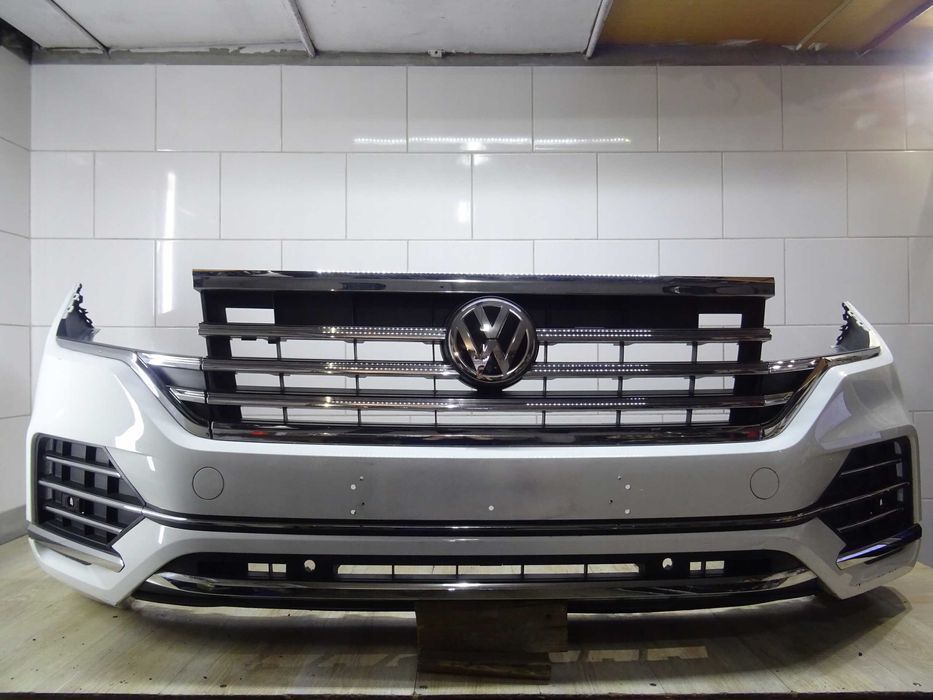 Бампер передний перед Volkswagen Touareg 3 III 760 R-line разборка