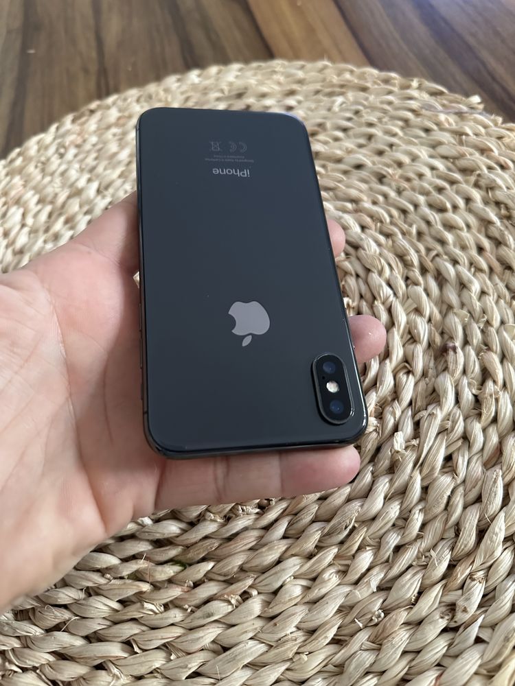 iPhone X 64gb z niespotykanym juz IOS 14