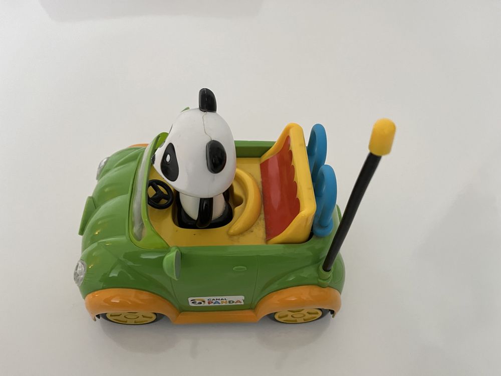 Carro do panda sem comando