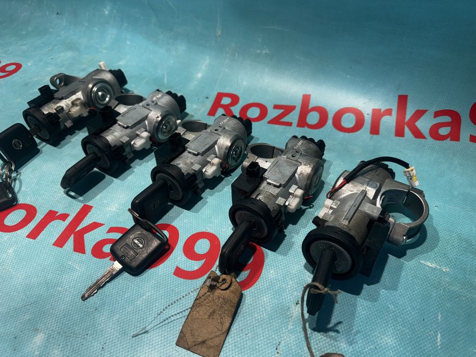 Qashqai j10 замок зажиганія Кашкай 08-13р запчастини