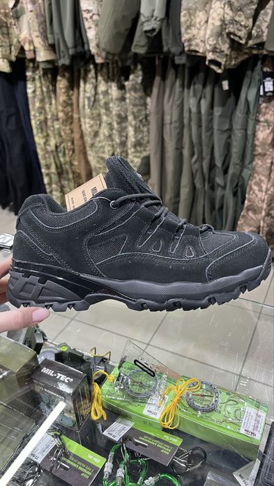 Кросівки тактичні Mil-Tec Койот та Чорні