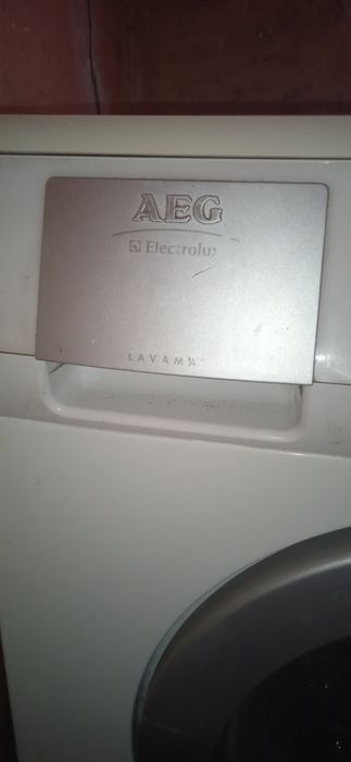 AEG стиралка автомат
