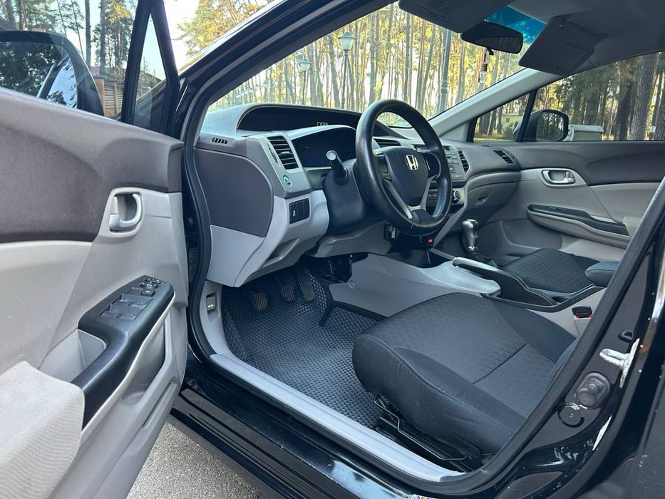 Honda Civic ІХ 2011р 1.8 бензин