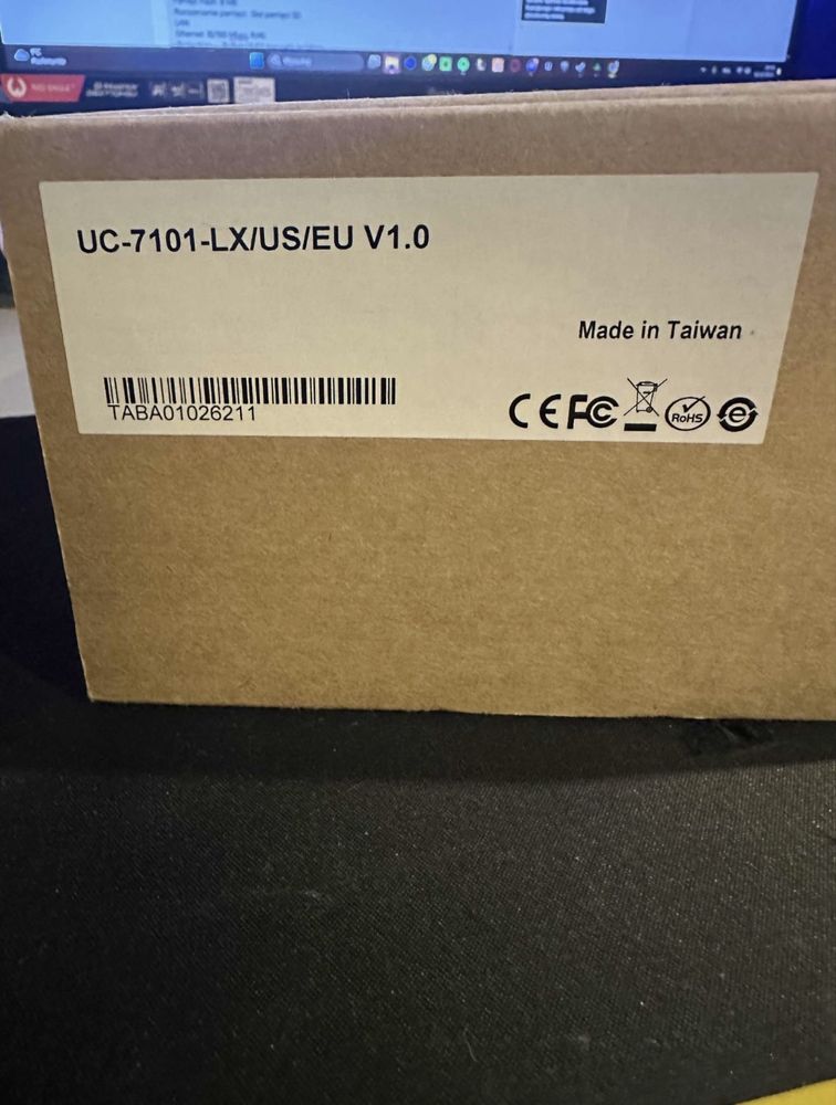 Moxa uc-7101 Wbudowany komputer przemysłowy