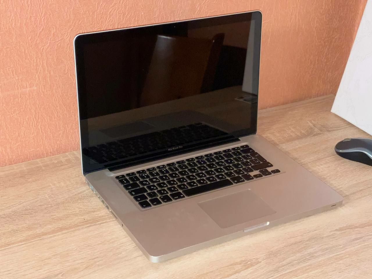 Продаю Macbook pro 2011 ТЕРМІНОВО!!!