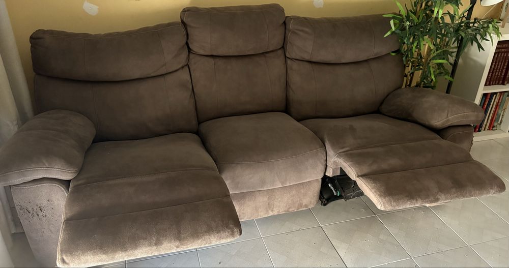Sofá 3 lugares chaise longue