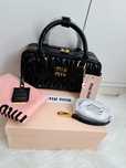 Nowa średnia torebka MiuMiu miu miu komplet box + worek + pasek na pre