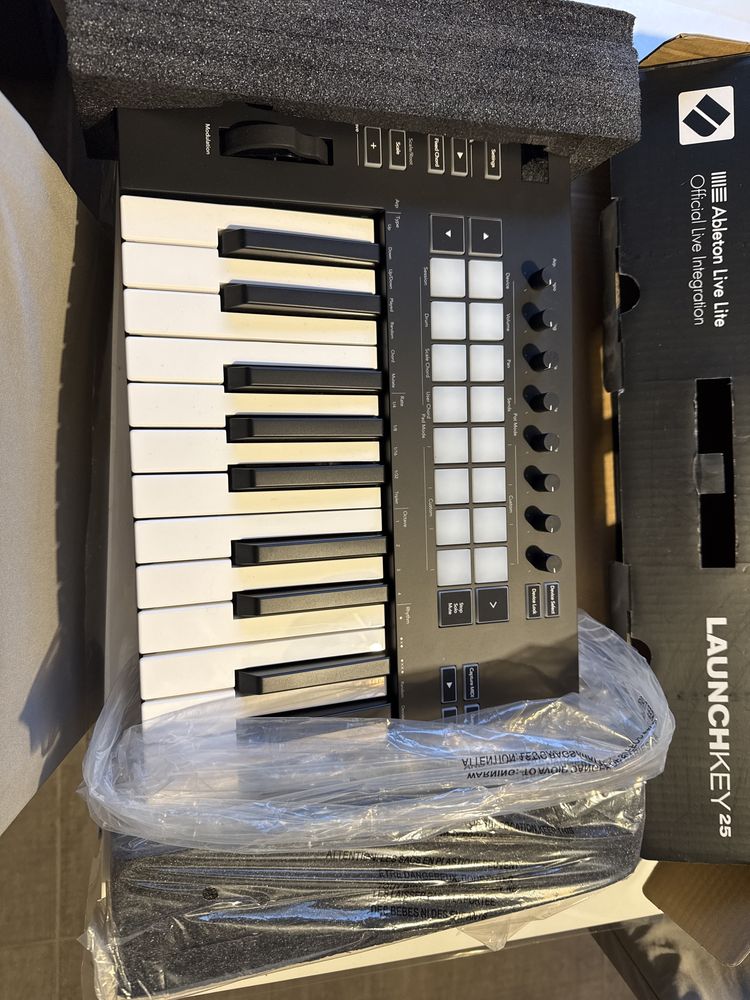 Lunchkey 25 novation