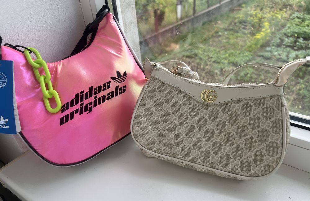 Оригінальні сумочки Adidas і Gucci