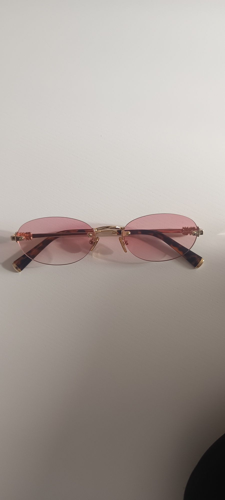 Óculos de sol miumiu
