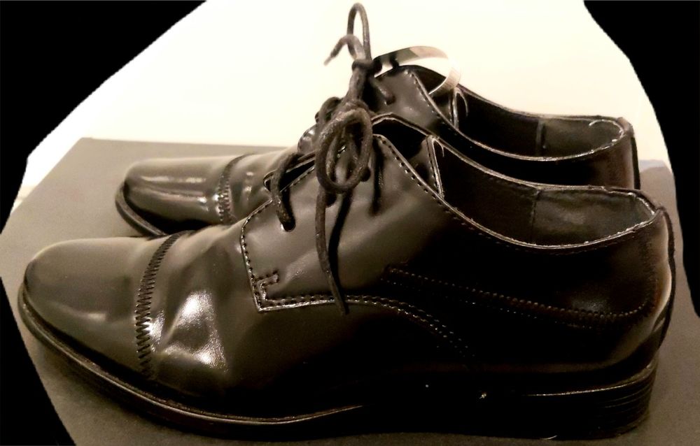 Buty chłopięce rozmiar 34 komunijne