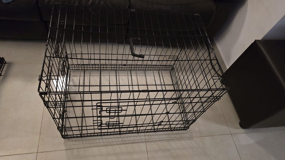 Pet crate / caixa de transporte para cães