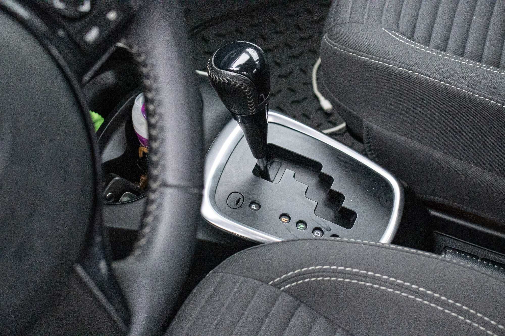 Toyota Yaris - Hybrid - 2019