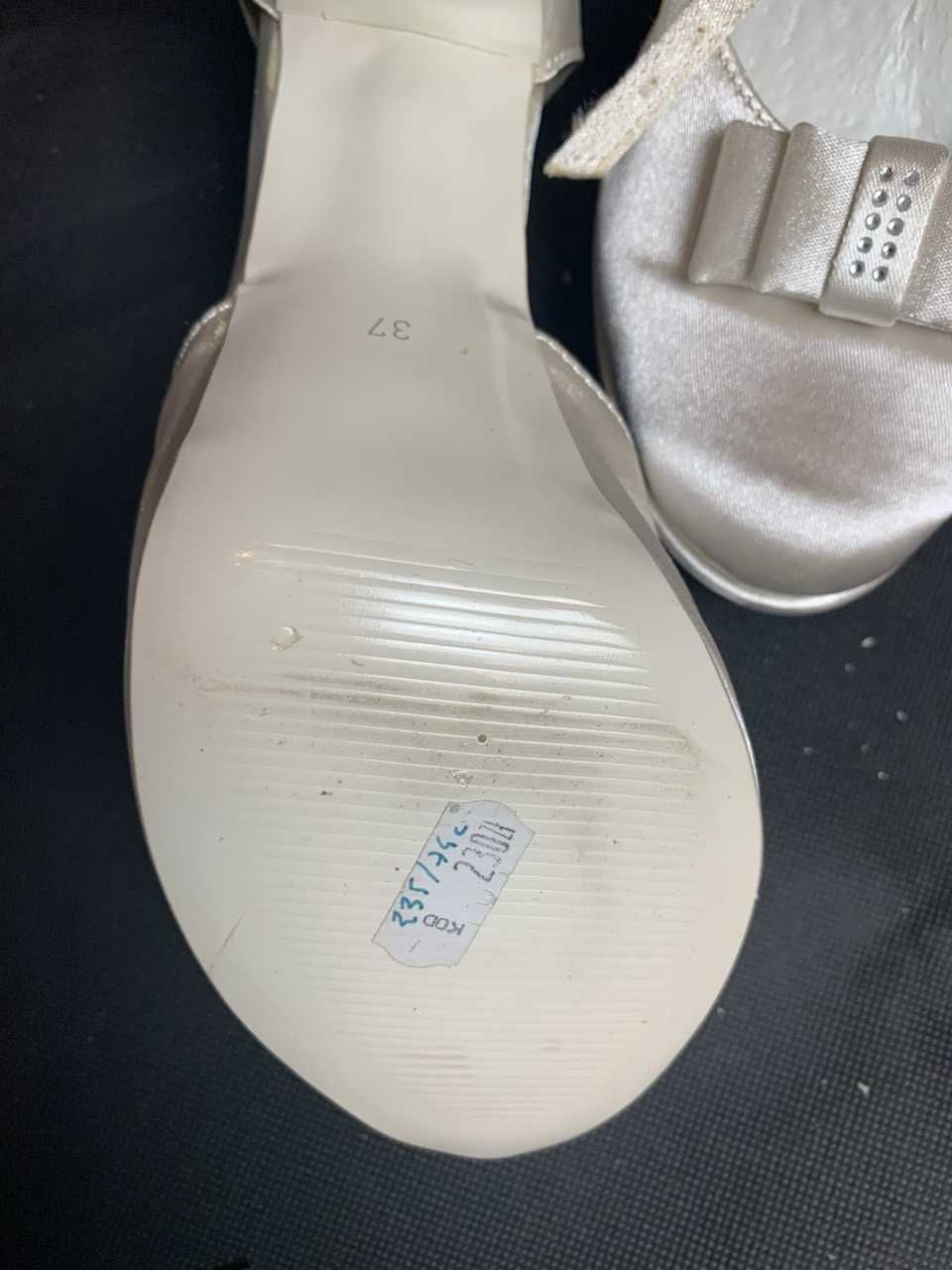 nowe ivory kremowe Buty Ślubne Growikar Roz. 37 Gruby Obcas kokarda