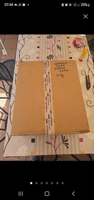 Vendo inversor híbrido e pack de baterias de lítio com 7kwh