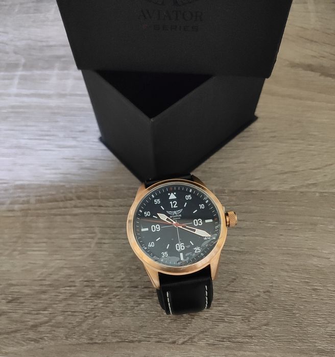 Relógio Aviator novo