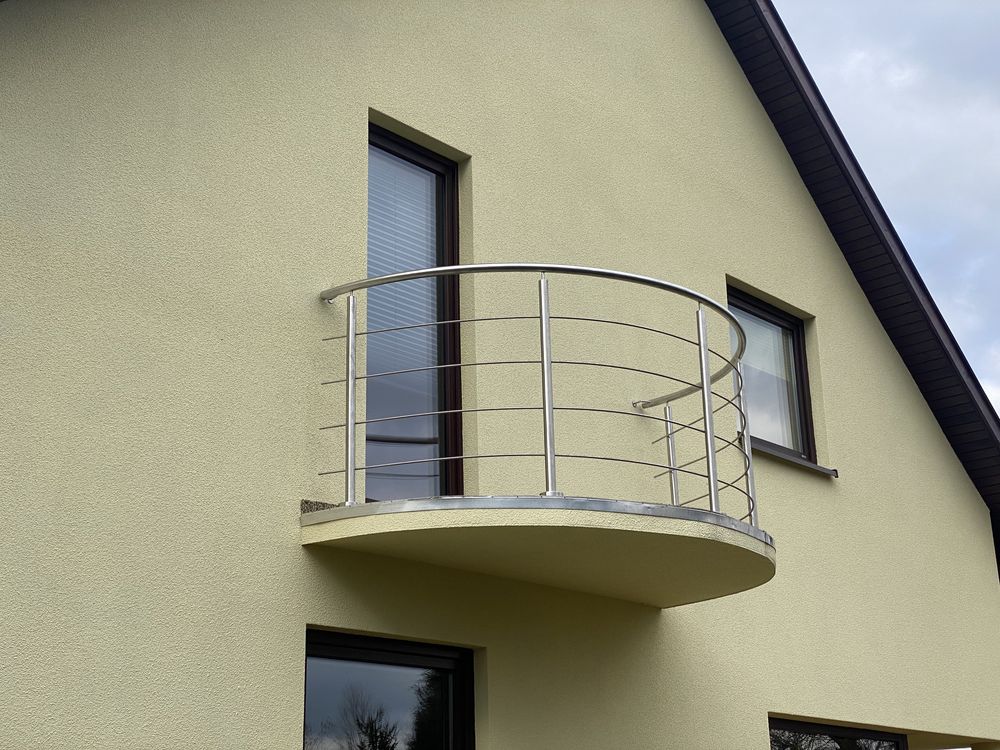 Balustrady nierdzewne balkony schody barierki szklane