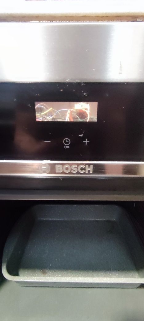 Духова шафа електрична BOSCH HBJ558YS0Q (требует ремонта)