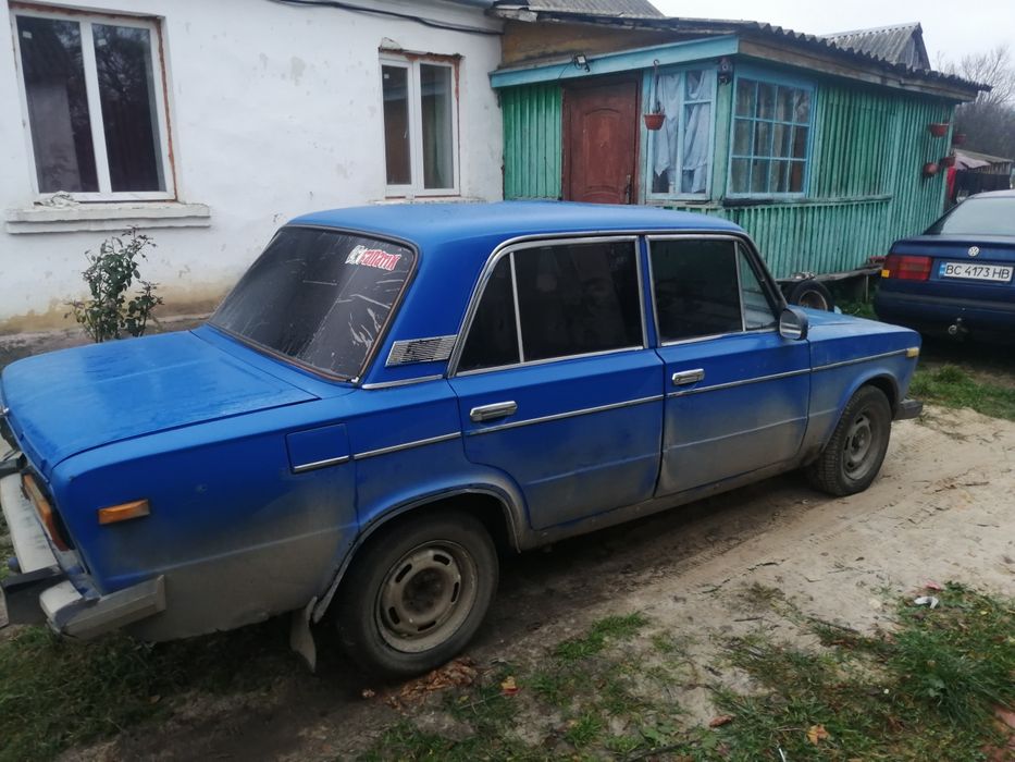 Volkswagen з подарунком