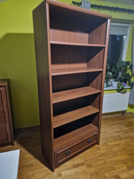 Komplet 5 mebli drewnianych zestaw meble do pokoju
