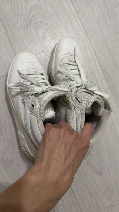 Білі хайтопи,кросівки PUMA 35/36 розмір
