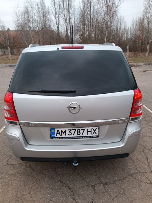 Продаж Опель Зафіра Б 2013р