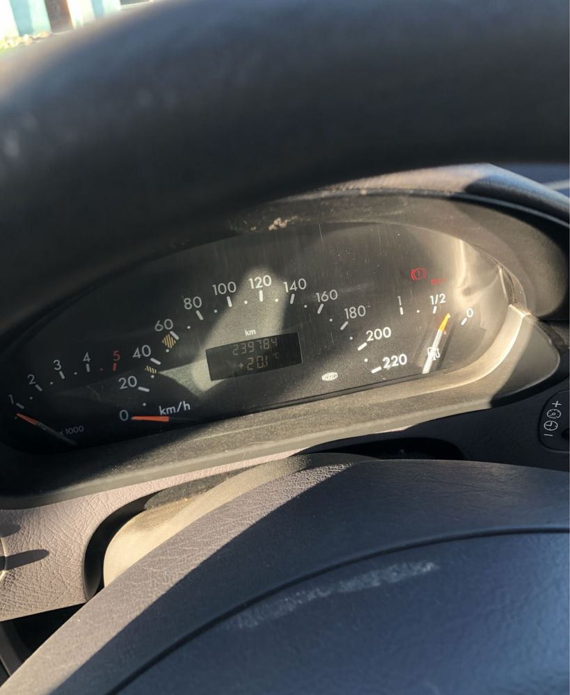 Mercedes-Benz A160