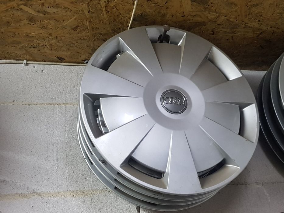 Kołpaki Audi A3 R16