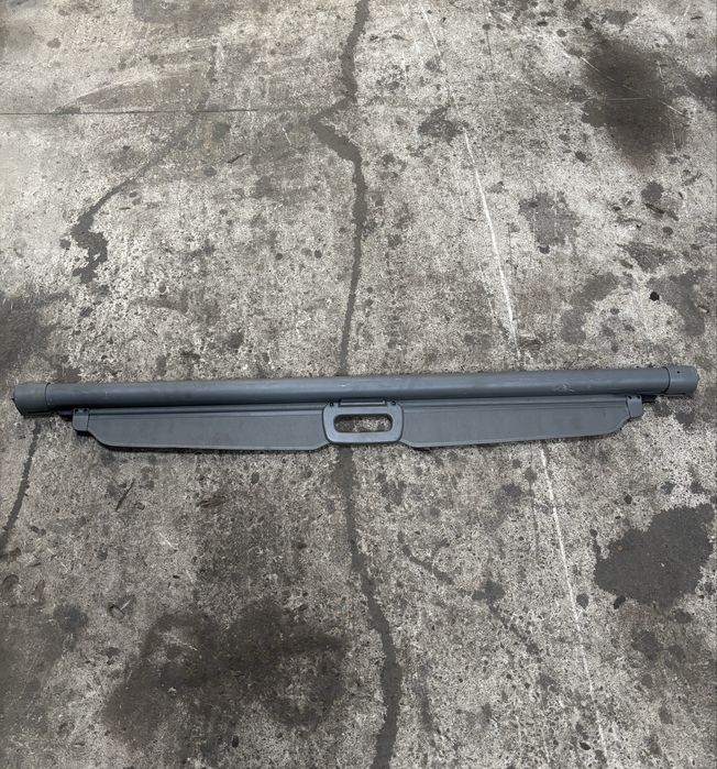 Шторка багажника Jeep Grang Cherokee 2005-2010