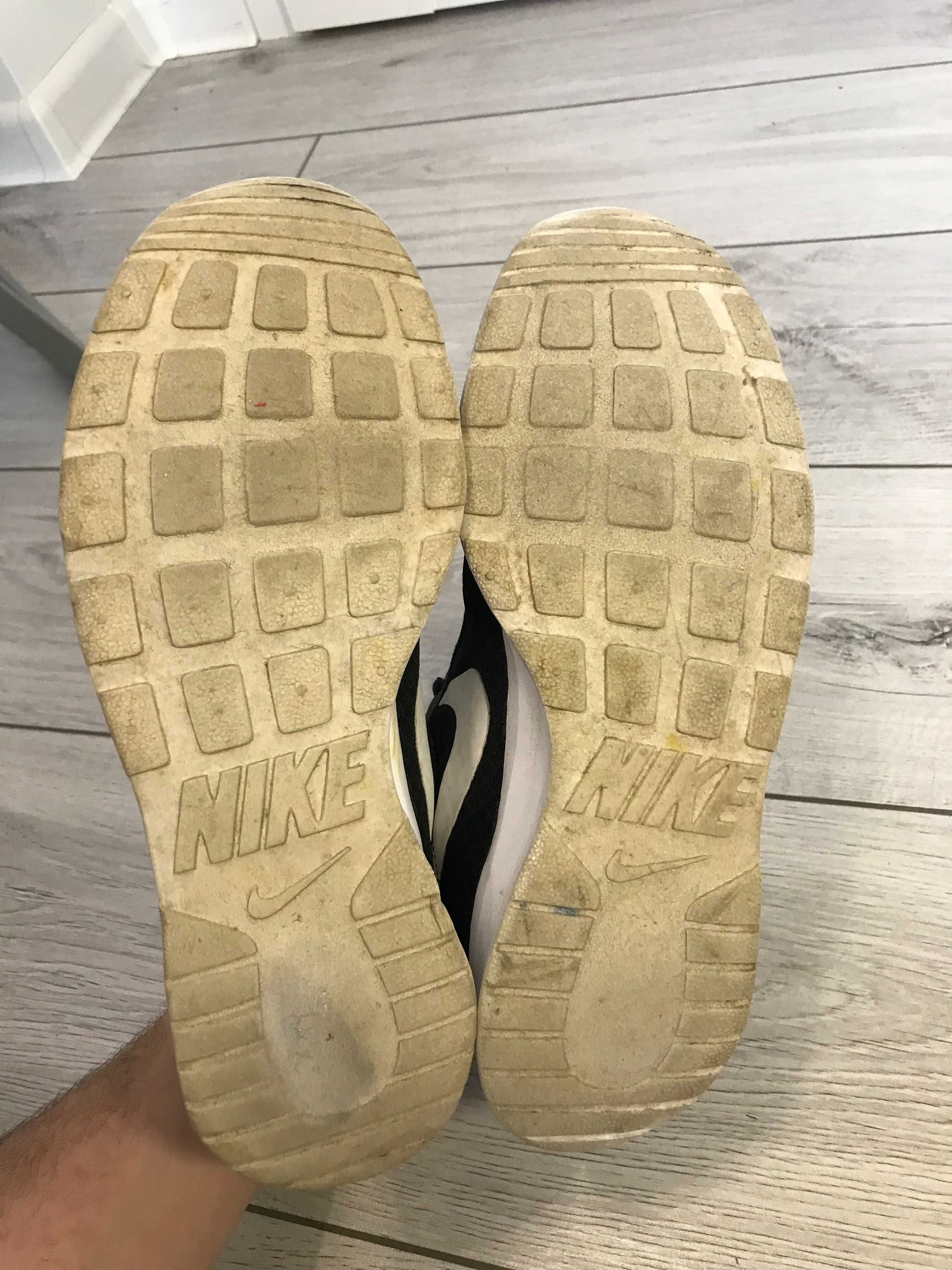 Buty Nike Tanjun rozm. 39