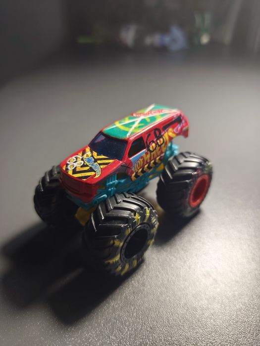 Машинки Хот вілс монстр траки оригінальні