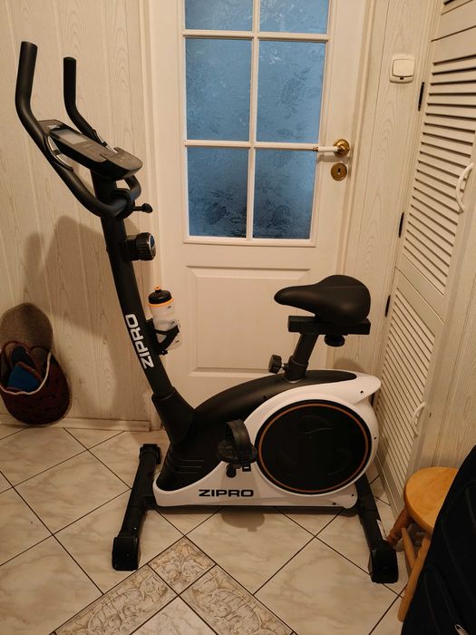 Rower stacjonarny Zipro, magnetyczny
