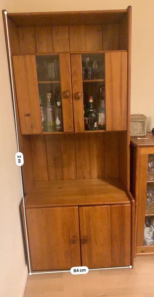 Bar Cerne em madeira maciça