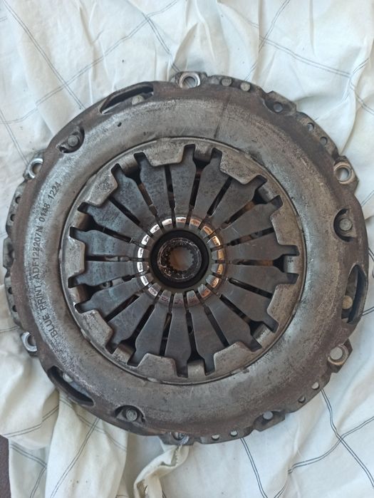 Диск щеплення з корзиною Ford Focus II  1.6