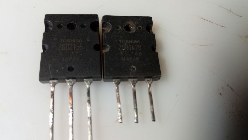 Біполярні транзистори 2SD2155 2SB1429, оригінал. Демонтаж.