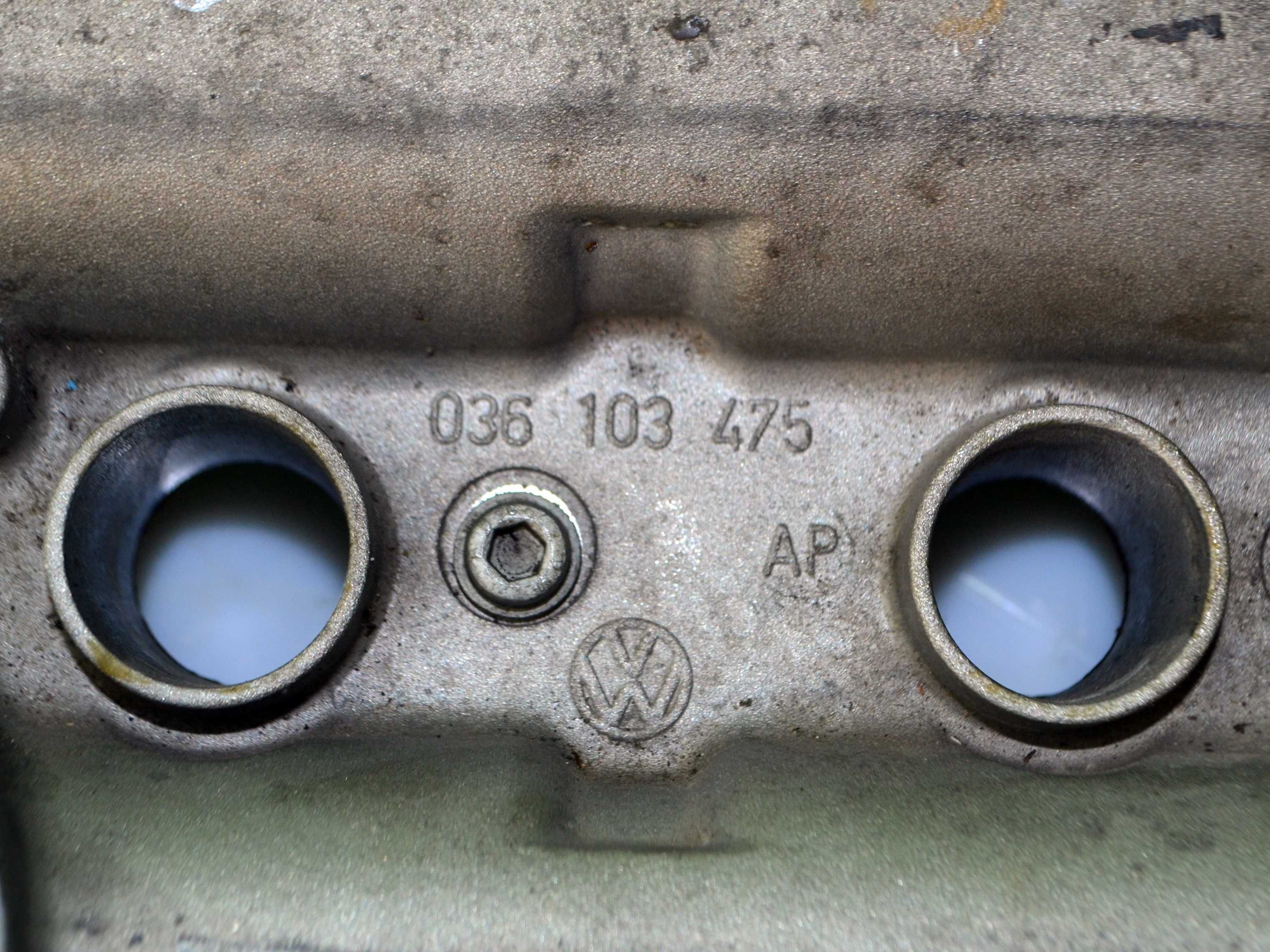 Nasada Głowicy Pokrywa Zaworów z Wałkami AUDI VW SEAT SKODA 1.4 16V