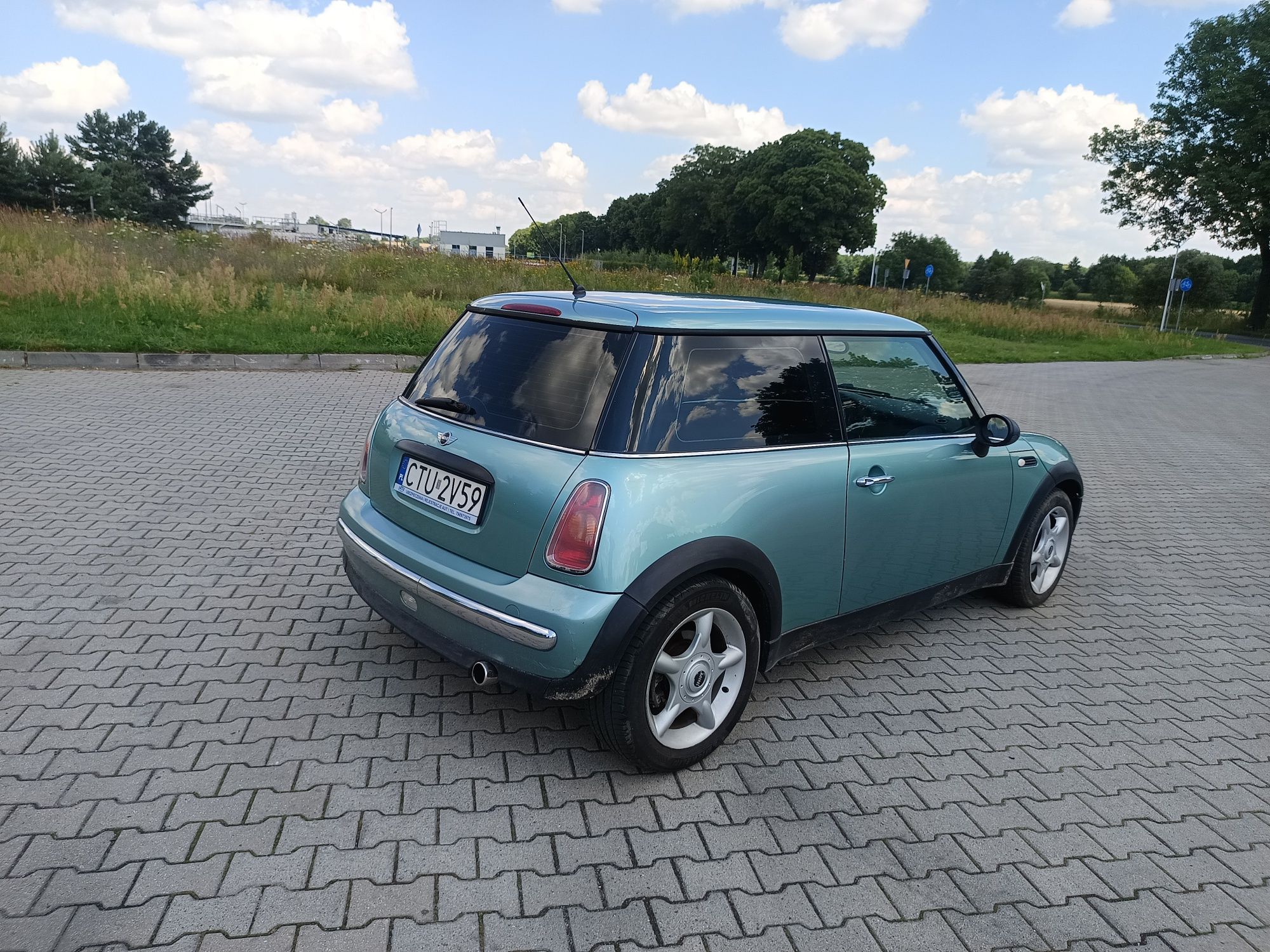 Sprzedam Mini Cooper 1.6 benzyna