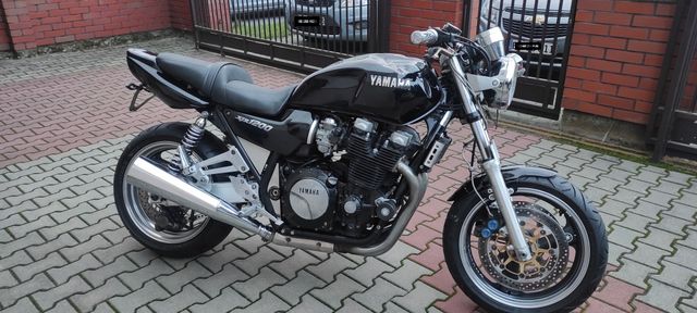 Yamaha xjr 1200 cafe racer / street /