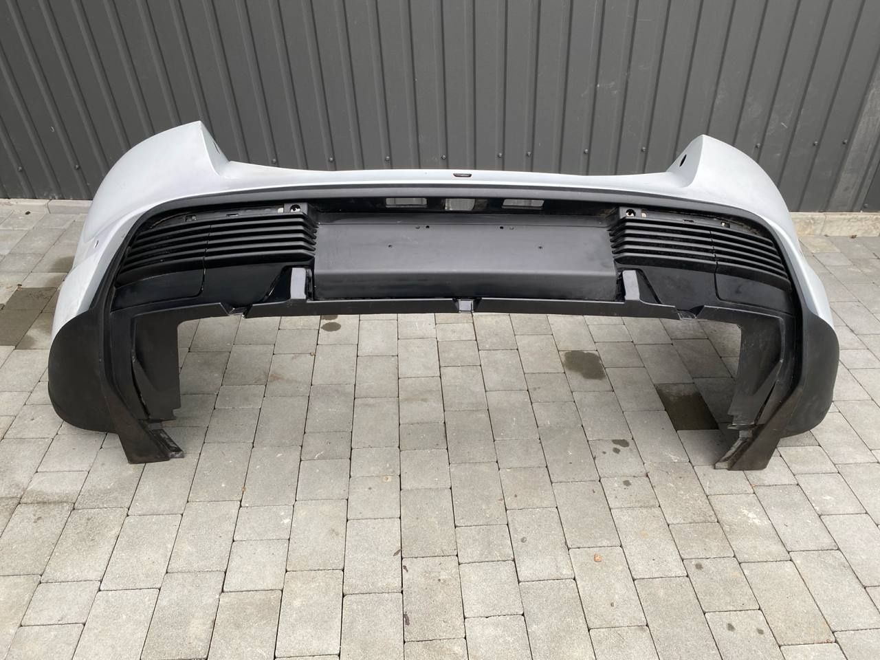 Porsche taycan cross turismo  бампер задній 9j0807983